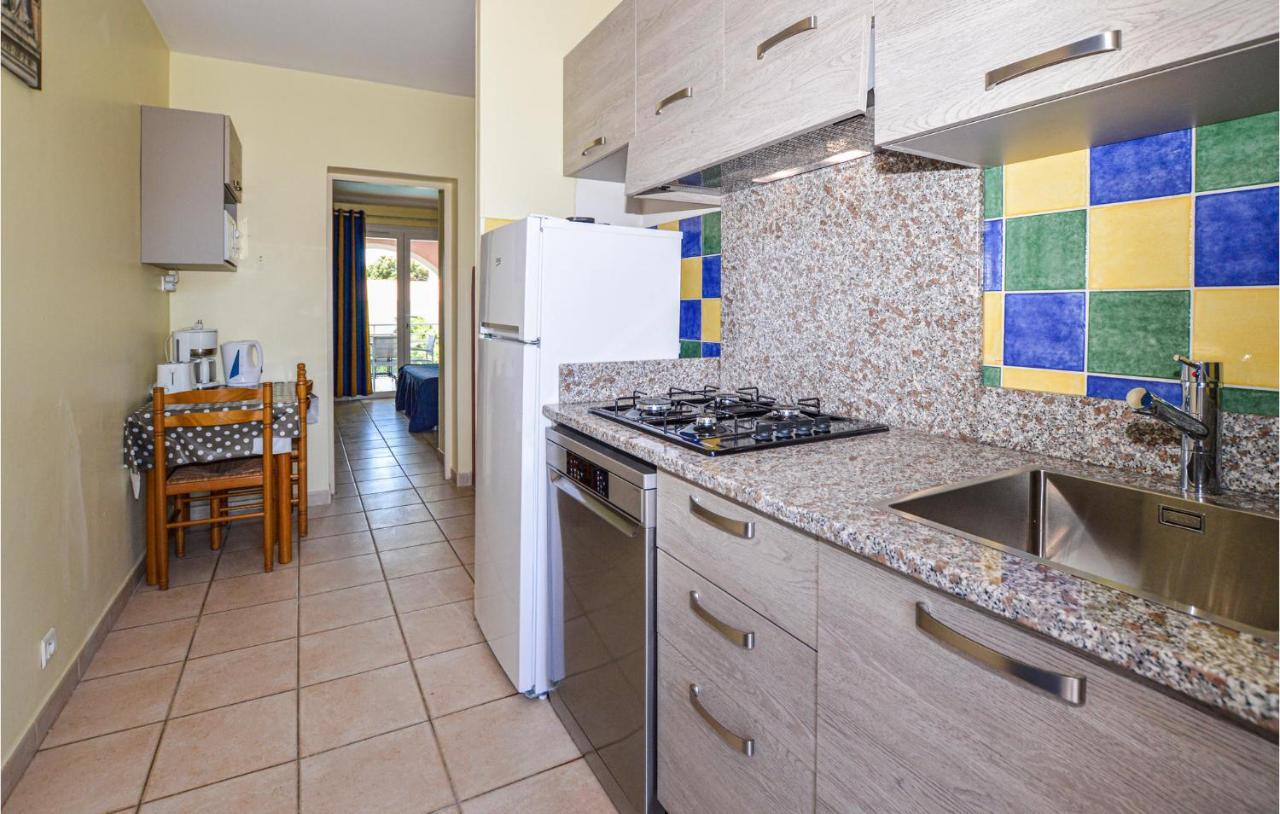 Nice Apartment In Propriano With 1 Bedrooms, Wifi And Outdoor Swimming Pool Extérieur photo